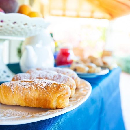B&B La Vela Chia Ngoại thất bức ảnh