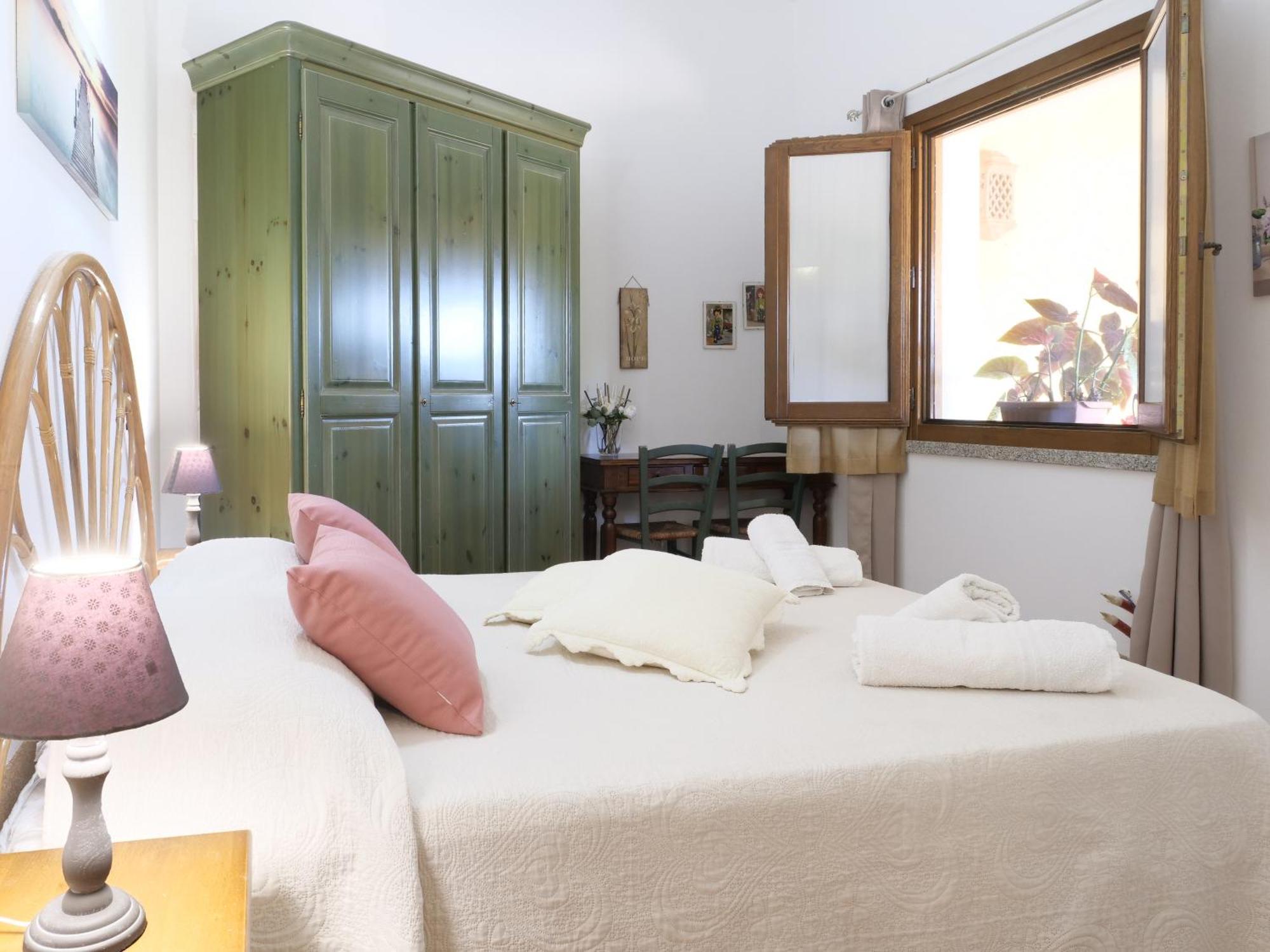 B&B La Vela Chia Ngoại thất bức ảnh