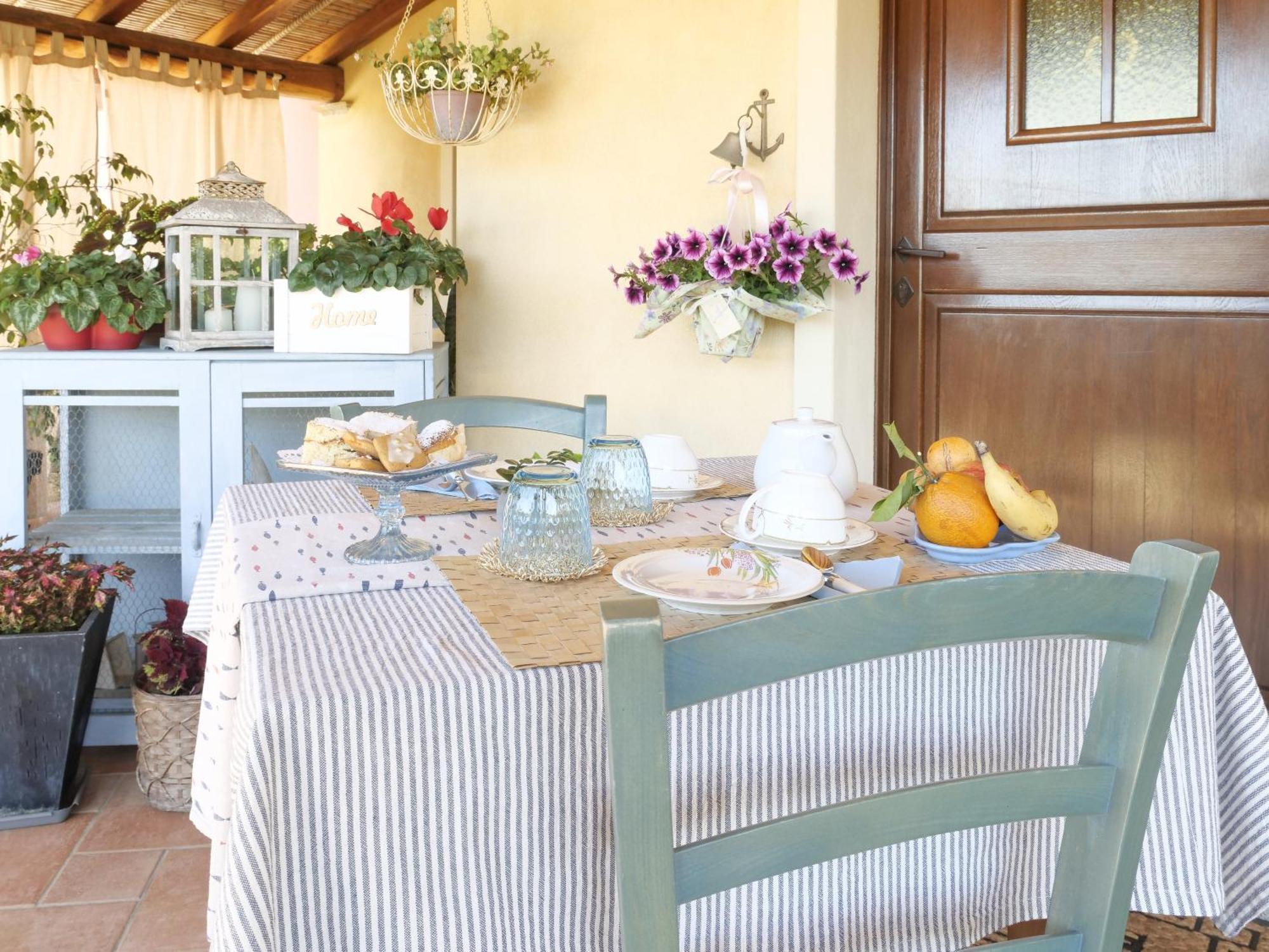 B&B La Vela Chia Ngoại thất bức ảnh